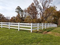 <b>3 board white vinyl ranch rail with mesh 2</b>